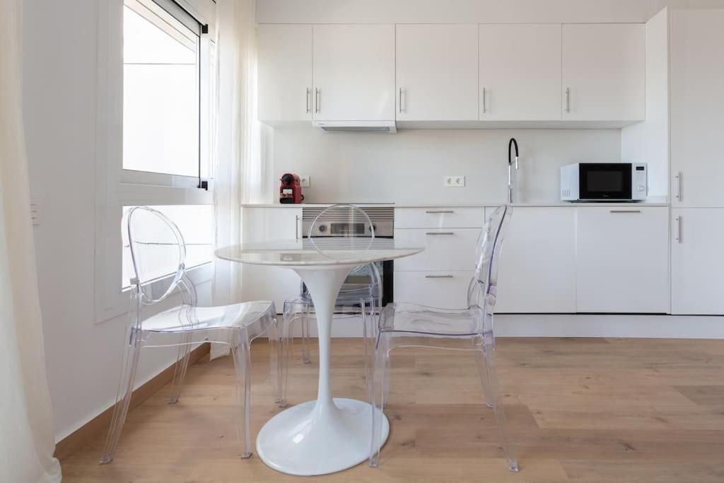 Apartamento A Pie De Playa En Gava Mar! Exterior foto